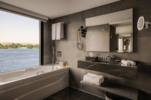 Royal Suite - Bathroom