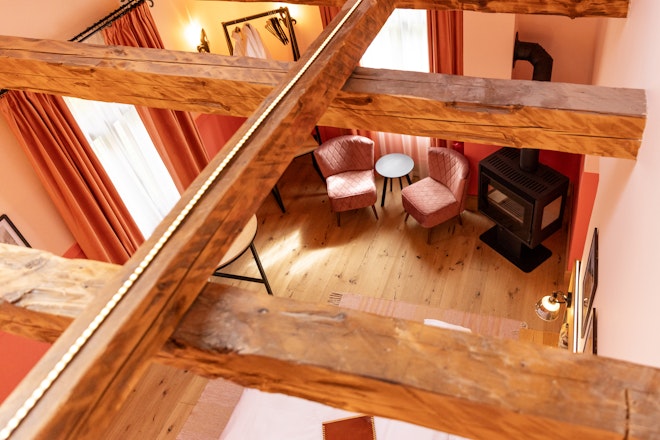 New Yard Gallery Loft - Room Details