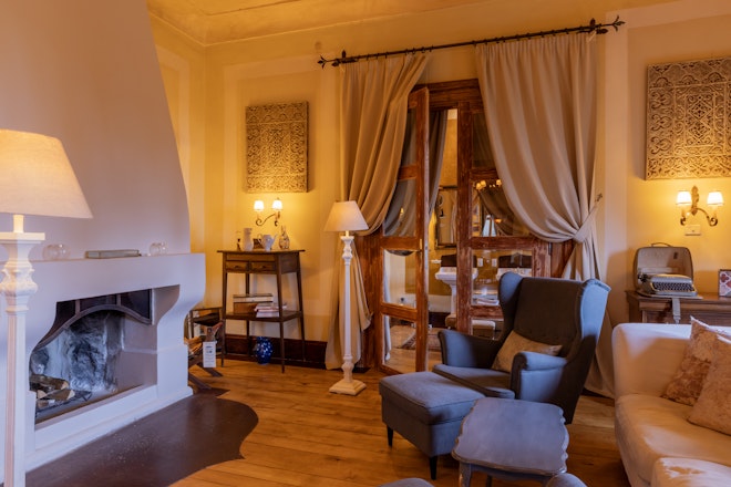 New Castle Grand Residence - Living Area