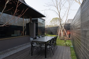 Courtyard Pavilion - Patio