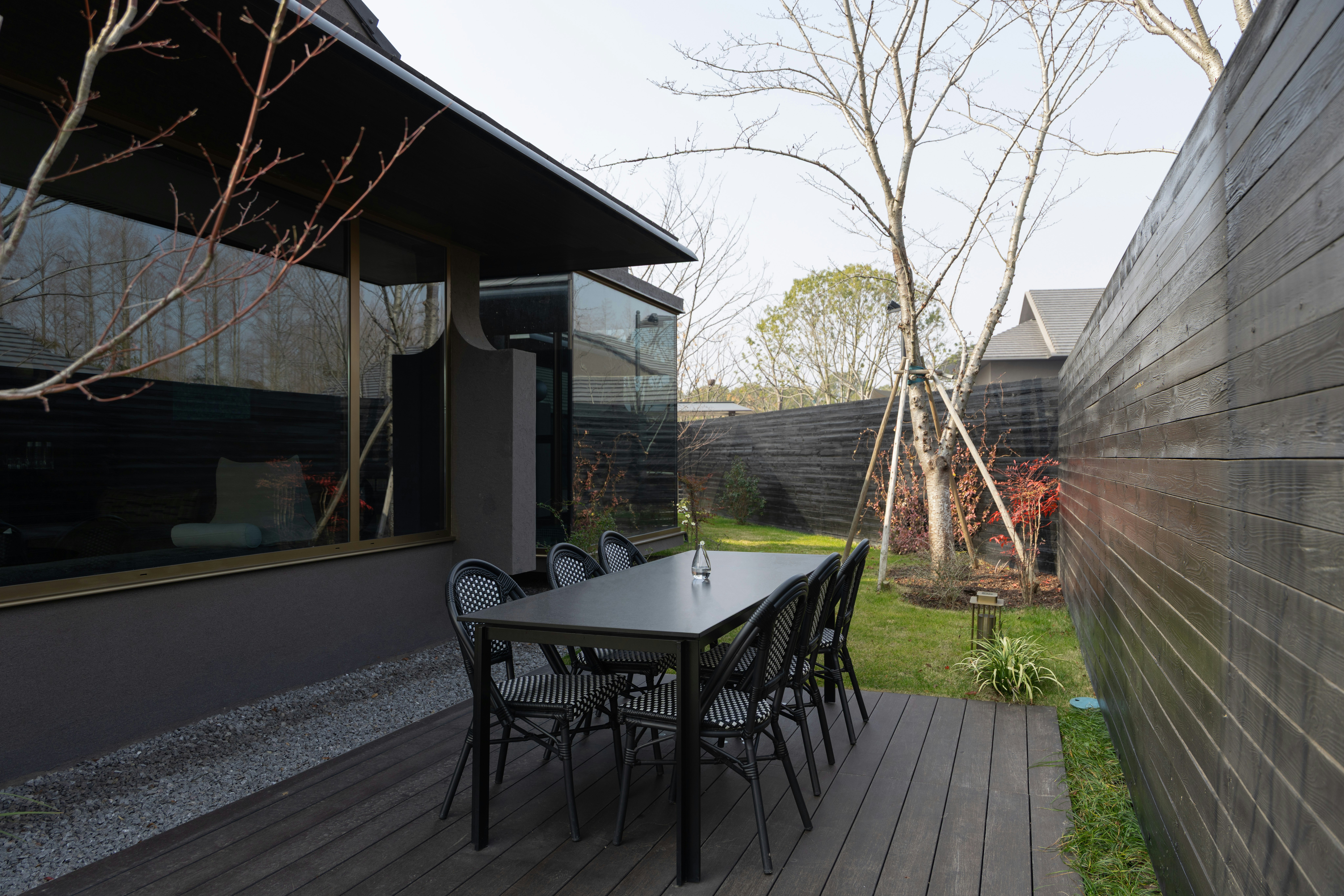 Courtyard Pavilion - Patio