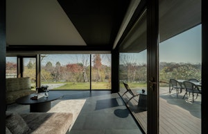 Deluxe Courtyard King - View