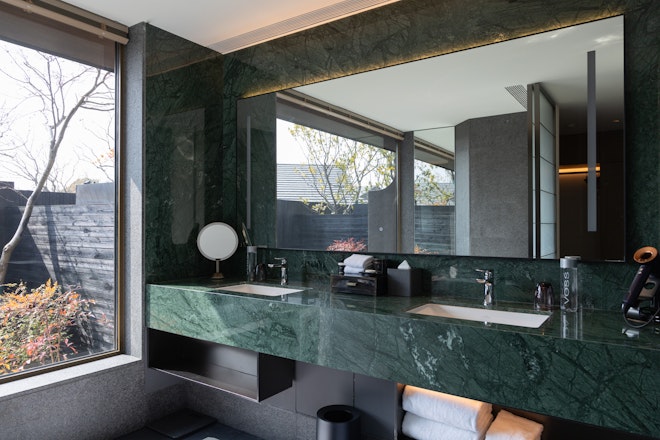 Terrace Twin - Bathroom