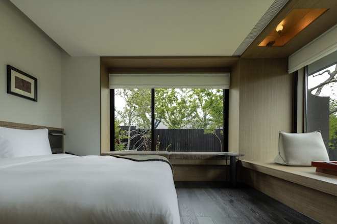 Deluxe Courtyard Pavilion - Bedroom