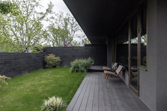 Courtyard Camping Pavilion B - Patio