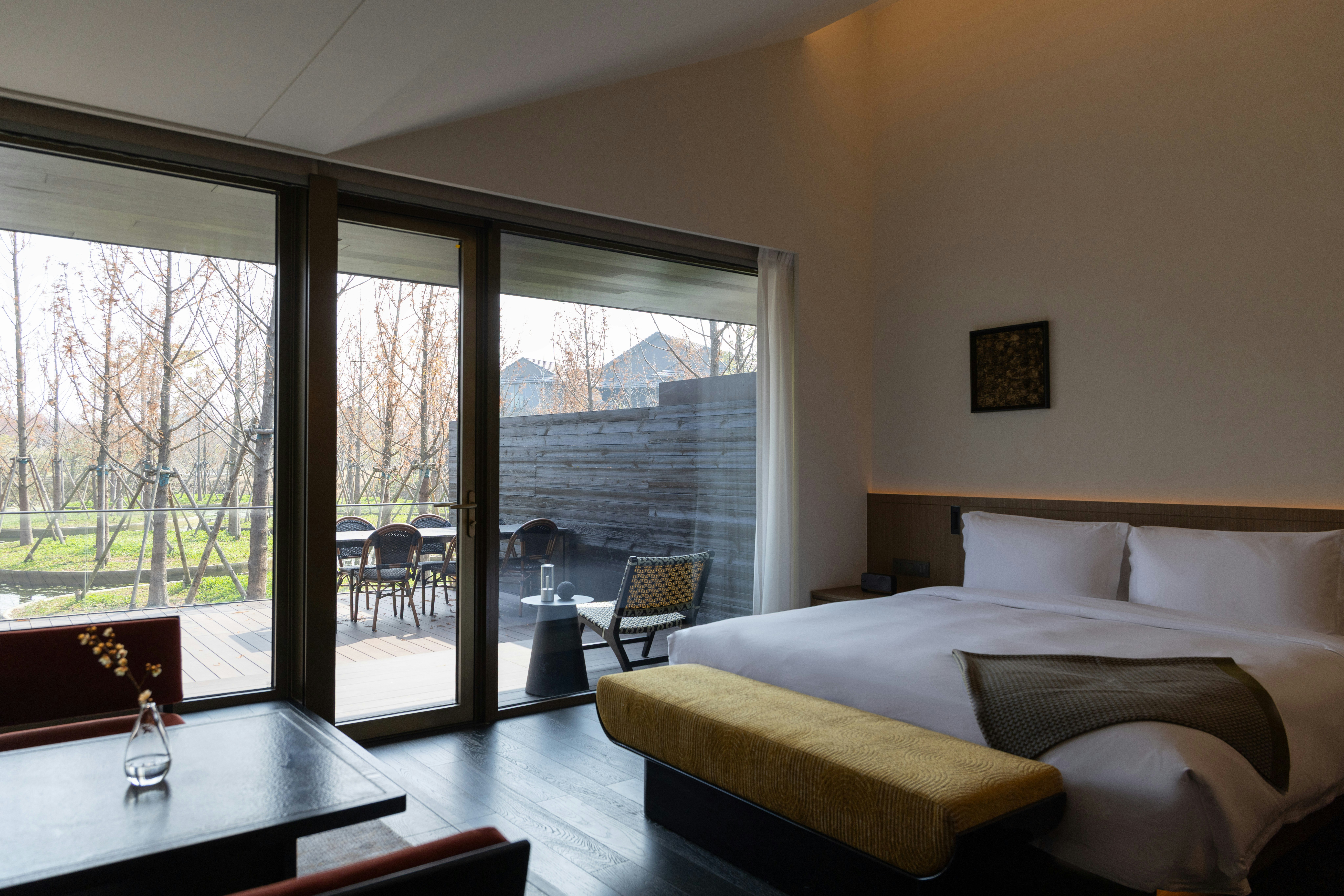 Terrace King - Bedroom