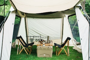 Deluxe Courtyard Camping King - Tent