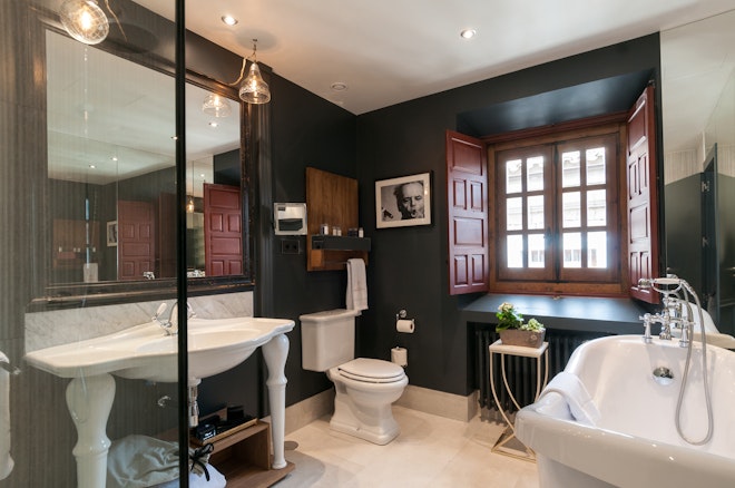 Suite - Bathroom