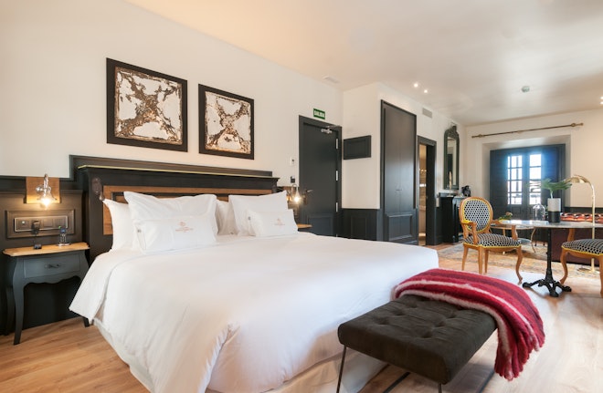 Suite - Bedroom