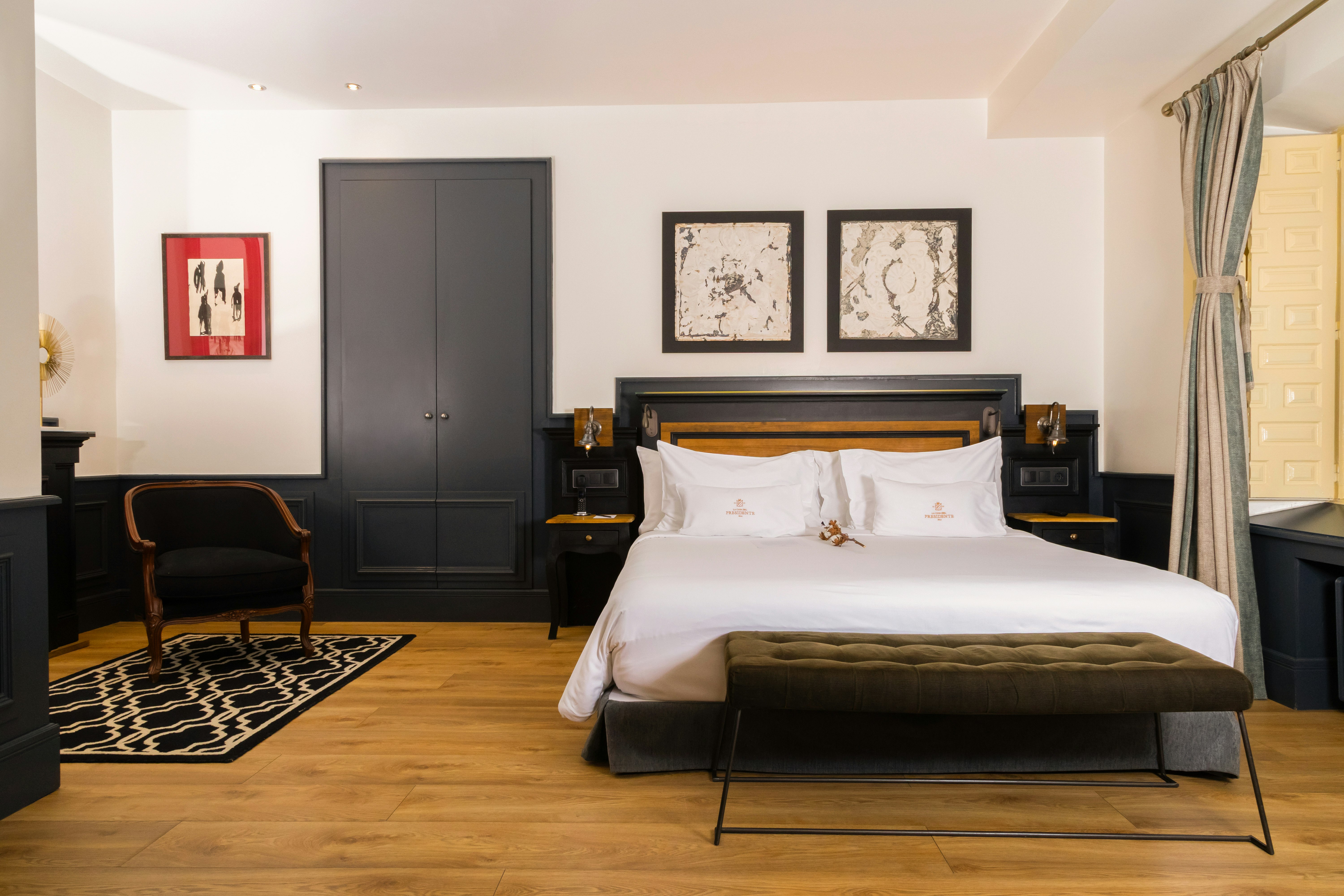 Deluxe Room - Bedroom