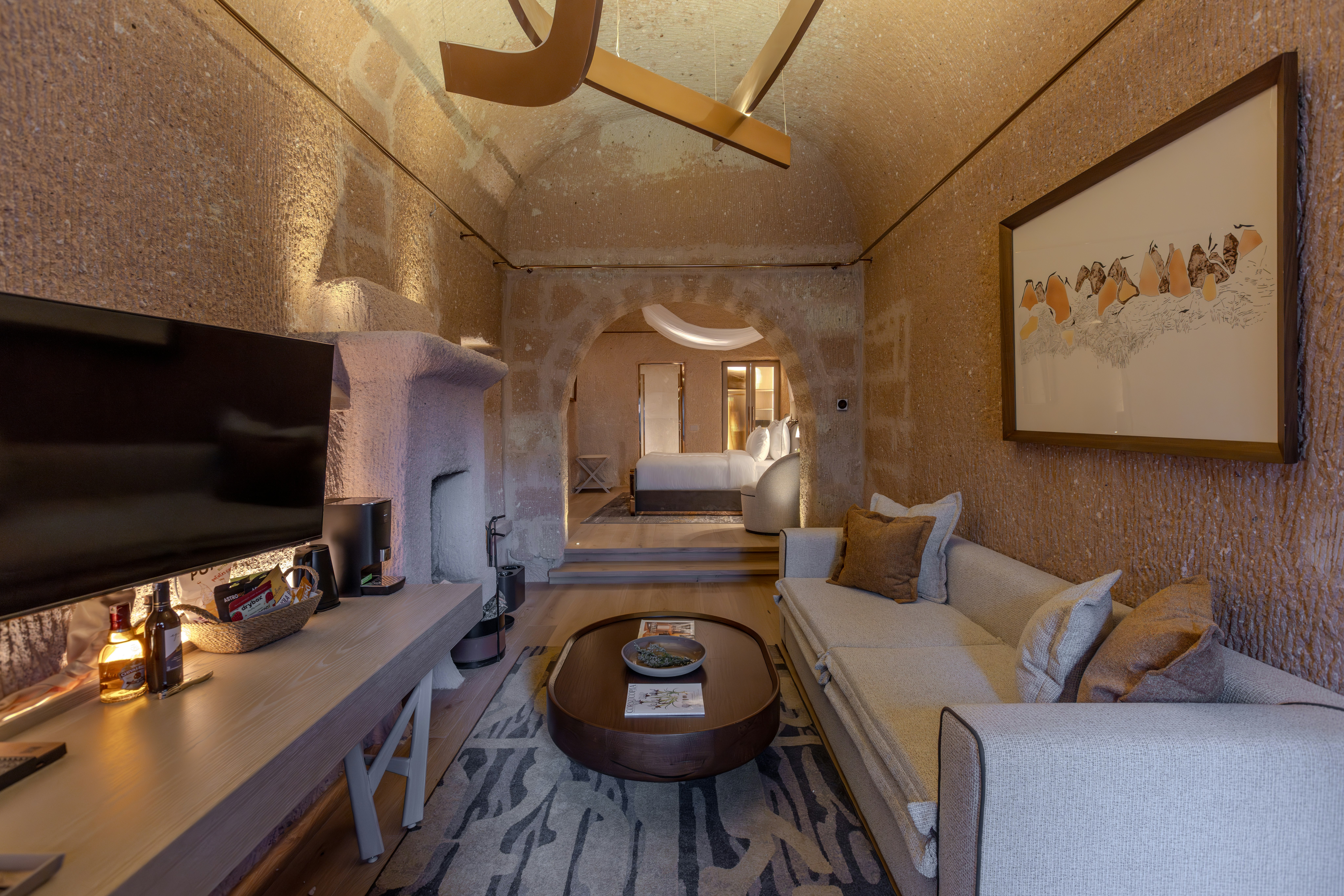 Spacious Cave Suite - Living Area