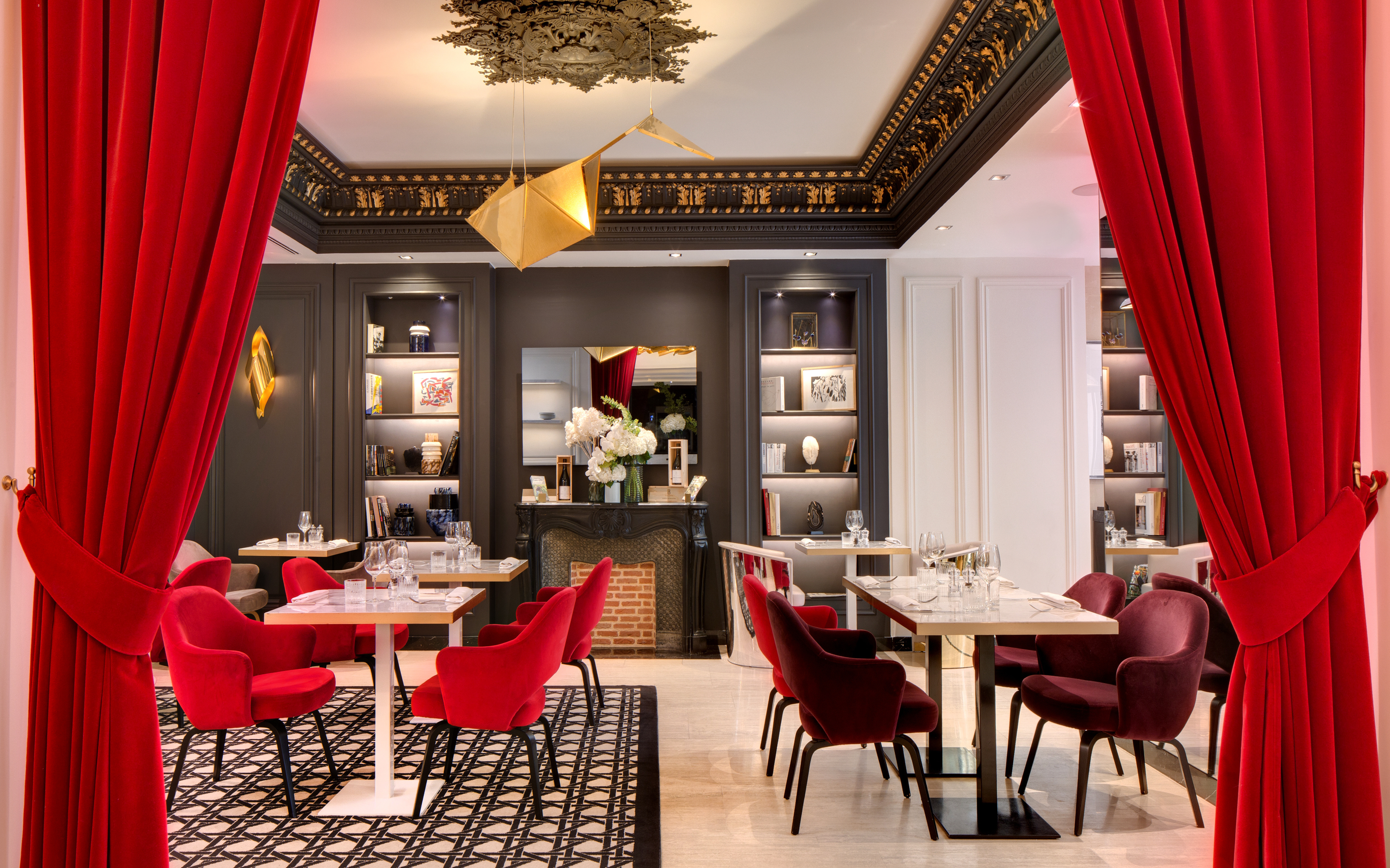 99 Haussmann Bar & Restaurant