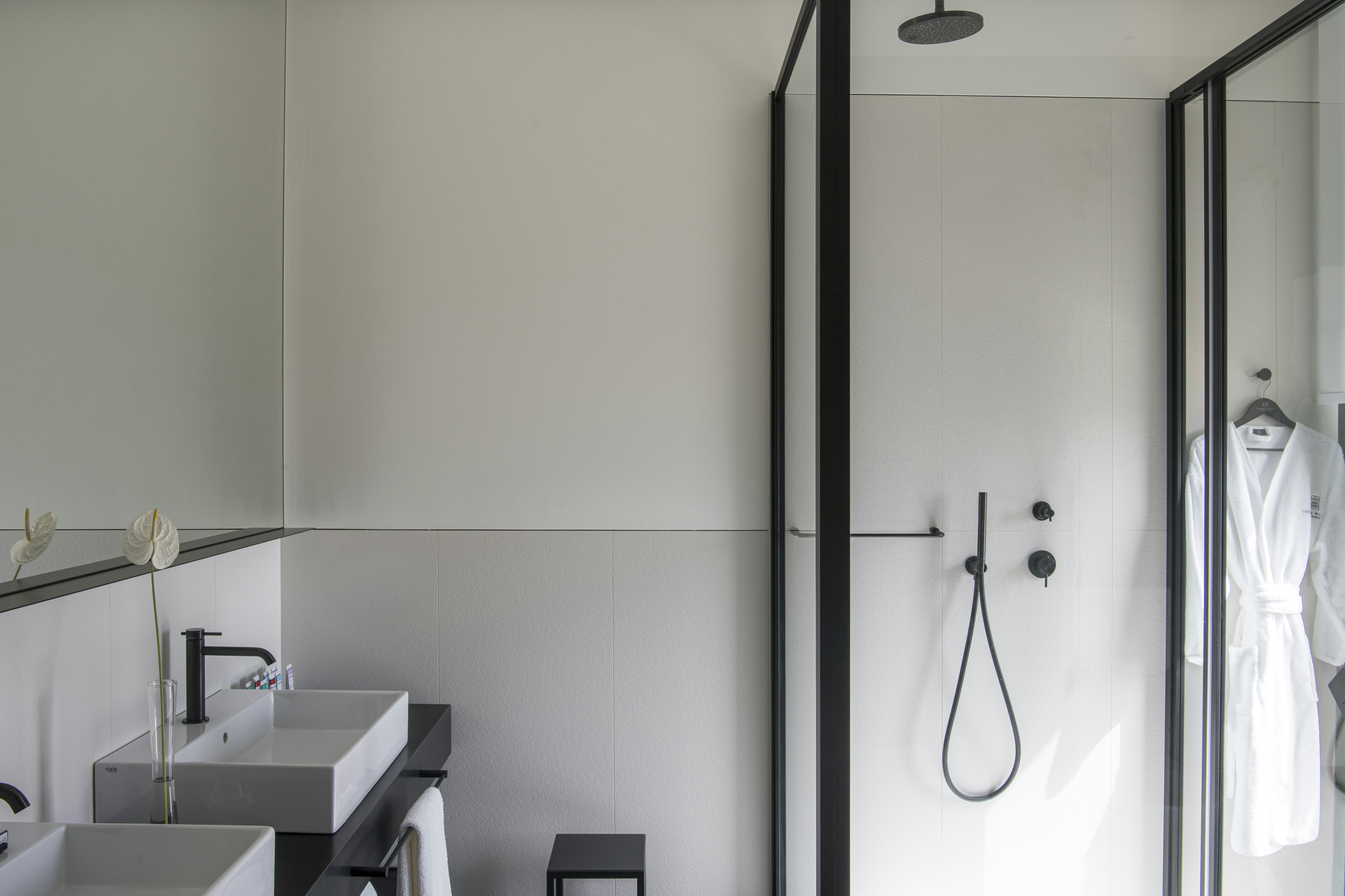 Suite Garden Sea View - Bathroom