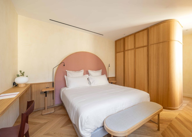 Superior - Bedroom