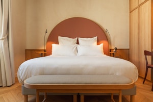 Superior - Bedroom