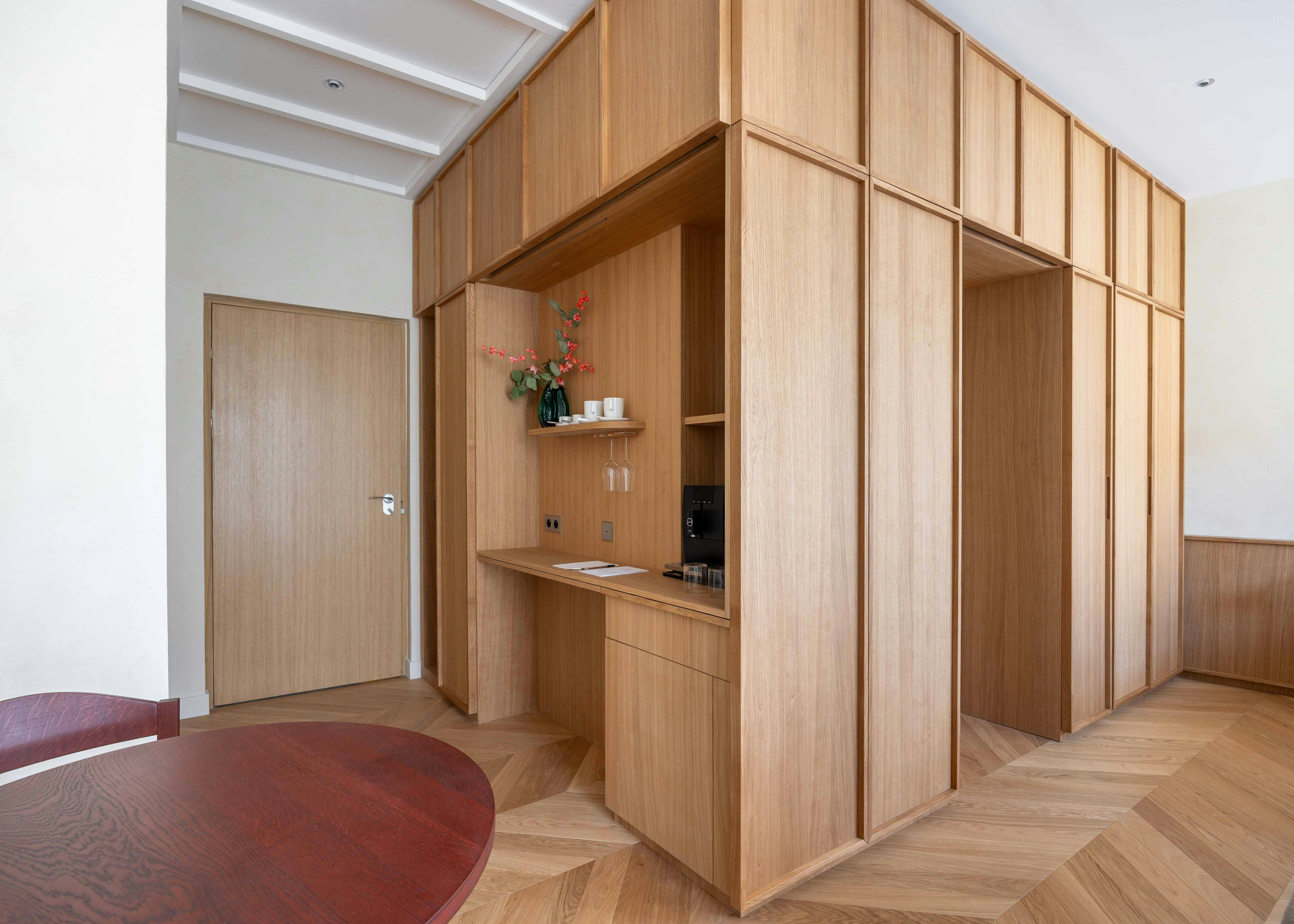 Executive - Room Details