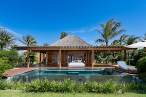 Pool Suite - Pool