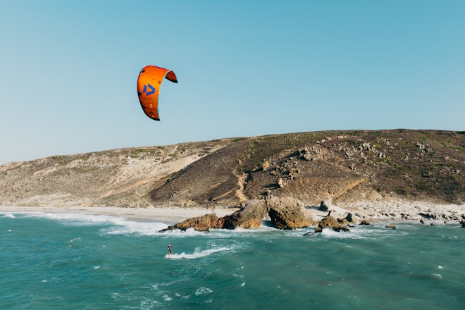 Kitesurfing