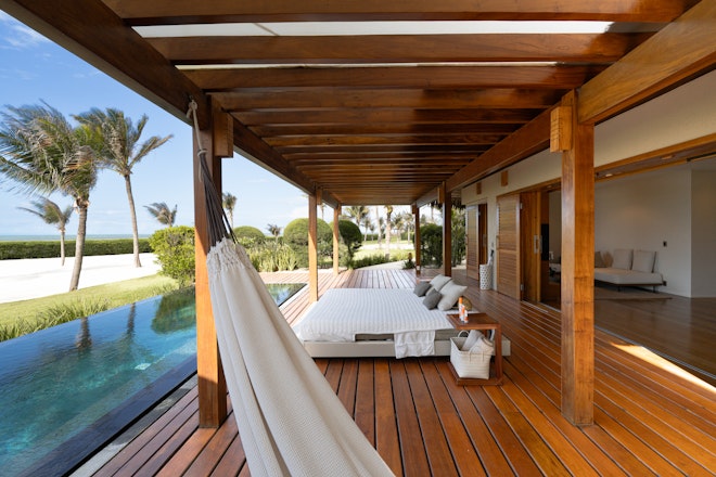 Pool Suite - Deck