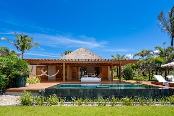 Pool Master Suite - Exterior