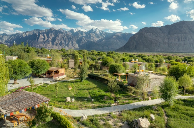 Lchang Nang Retreat - Overview