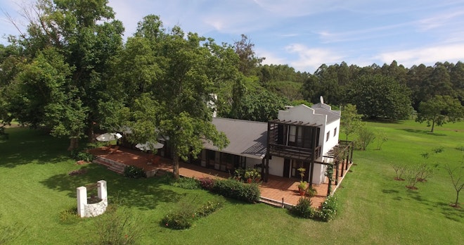 Casco Family Room - Exterior