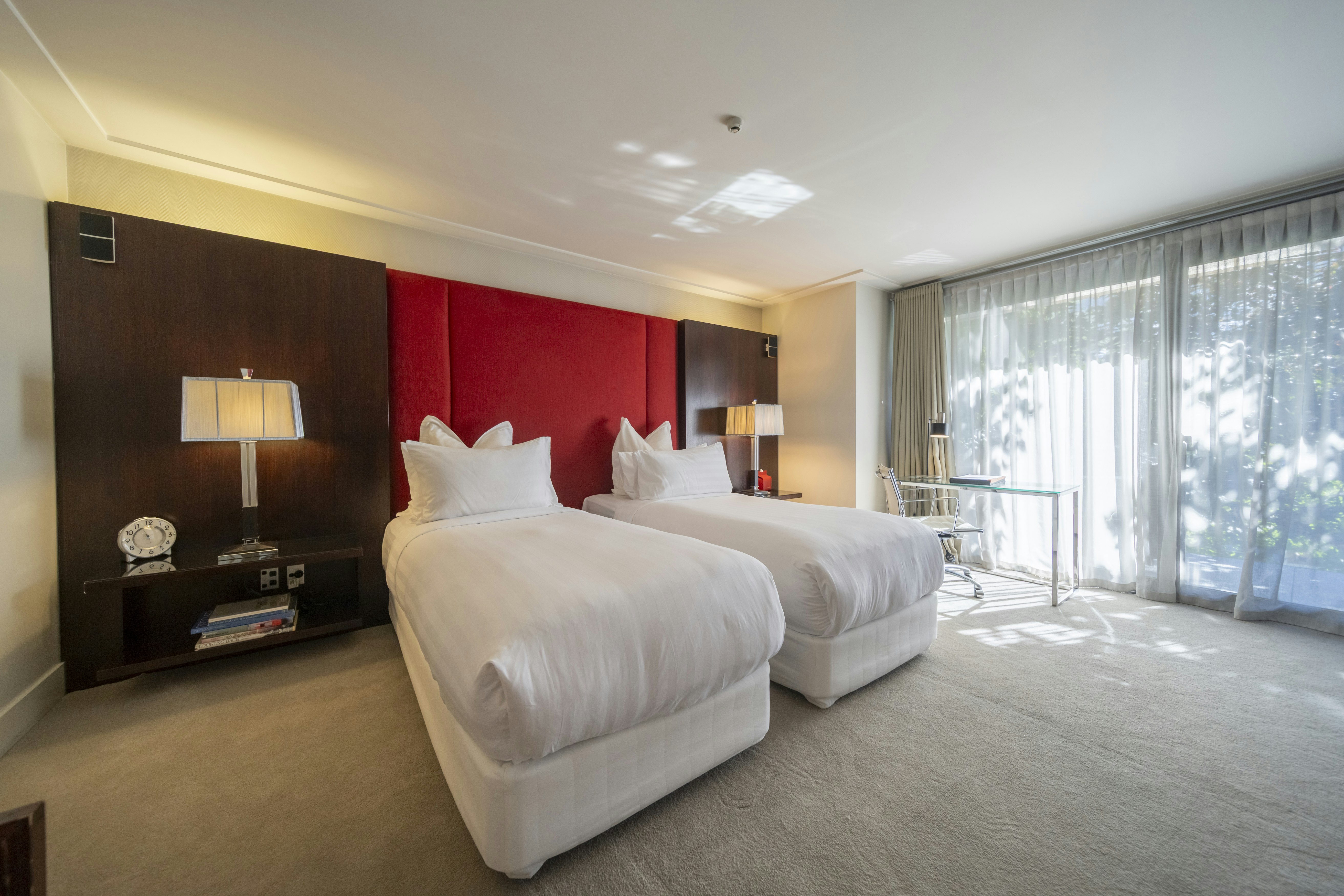 Deluxe Suite - Bedroom