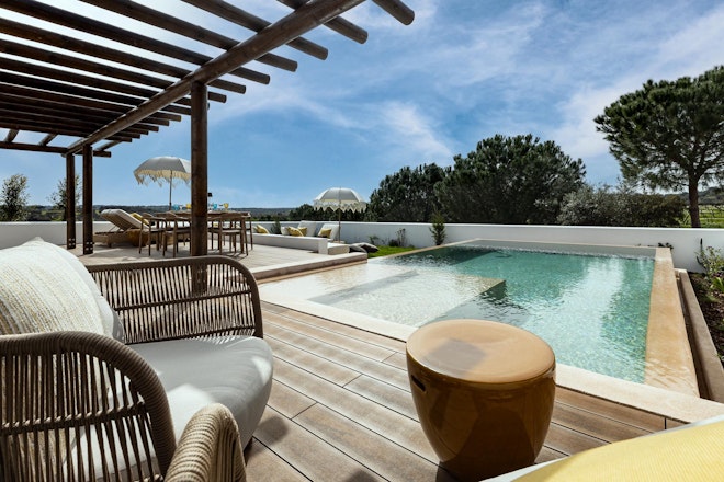 Vineyard Villa - Private Pool with River View