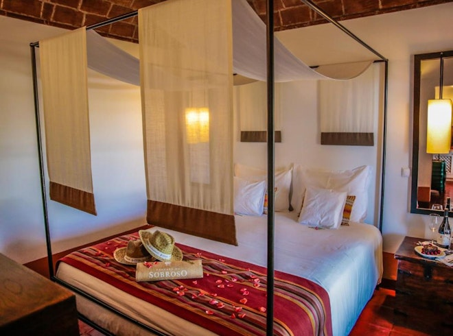 Suite - Bedroom