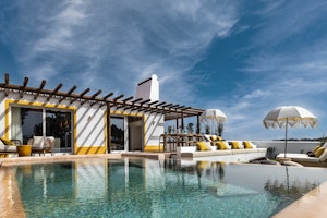 Terrace & Private Pool Vineyard Villa