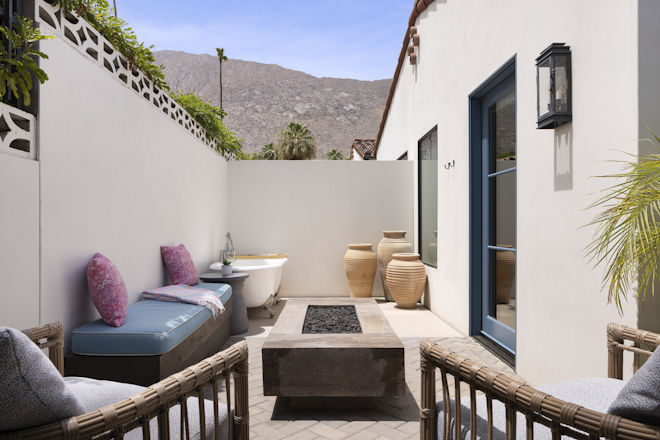 King Villa - Back Patio