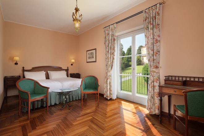 Classic - Bedroom