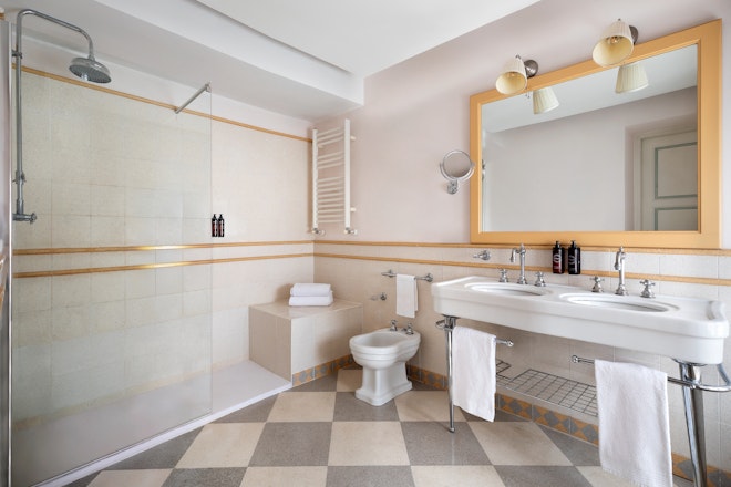 Classic - Bathroom
