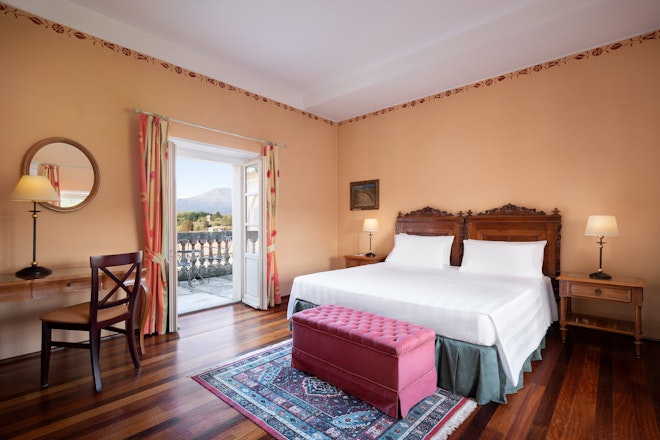 Premium Deluxe with Terrace - Bedroom
