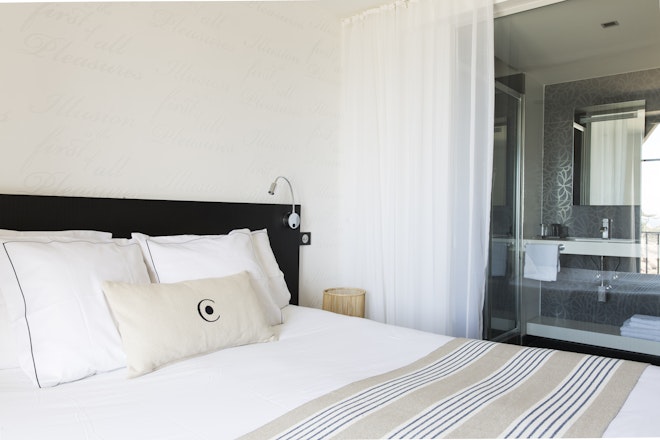 Premium with Balcony Sea View - Bedroom