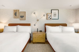 Bower Queen Queen - Bedroom