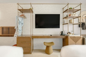 Room Detail