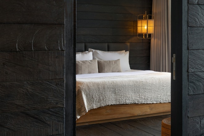 Premium 2-Bedroom Suite Cabin - Bedroom