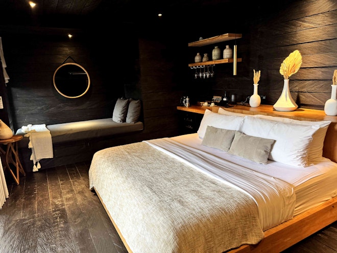 Premium 2-Bedroom Suite Cabin - Bedroom