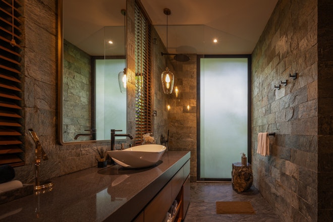 Premium Suite Cabin - Bathroom