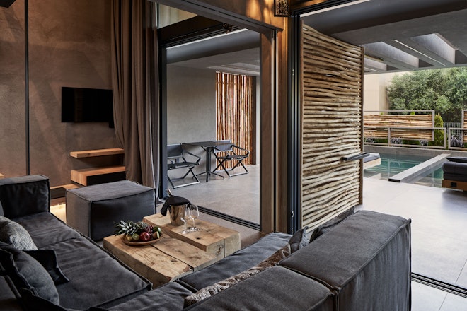 Signature Suite with Two Pools - Living Area