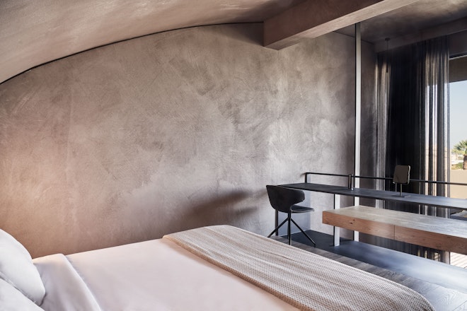 Loft Suite with Outdoor Jacuzzi - Bedroom