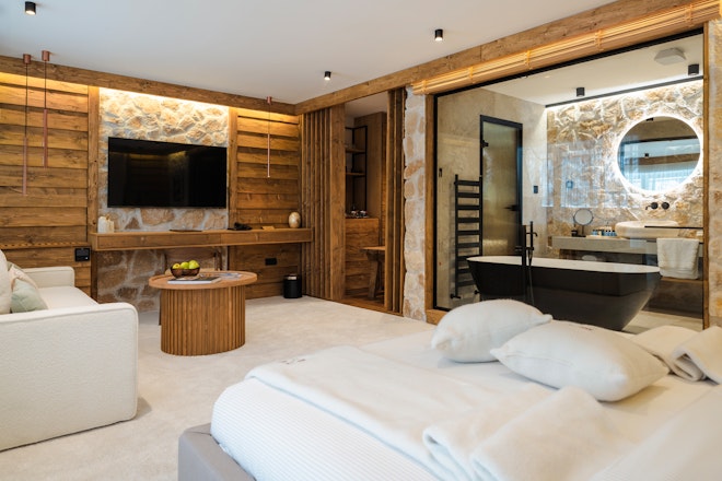 Deluxe Suite with Terrace - Bedroom