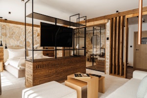 Wellness Suite - Living Area