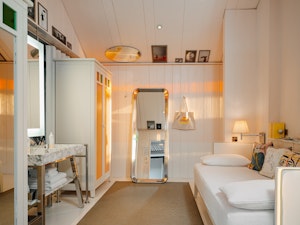Bassin Room - Living Area