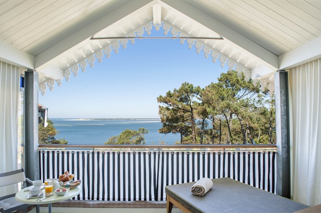 Bassin Room - Terrace