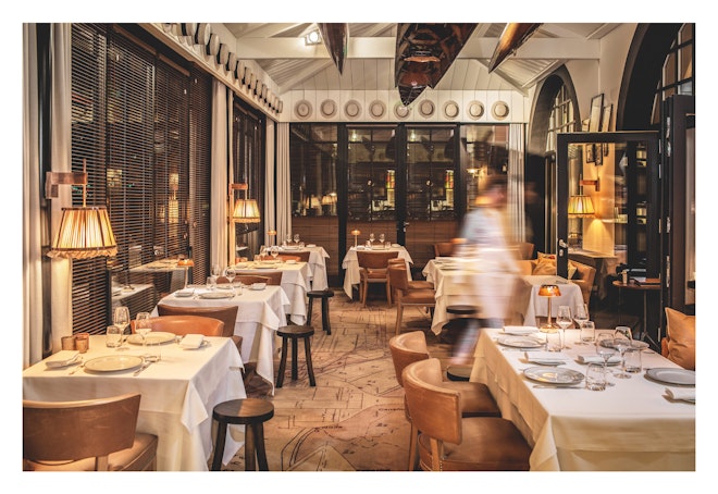 SKIFF CLUB Gastronomic Restaurant