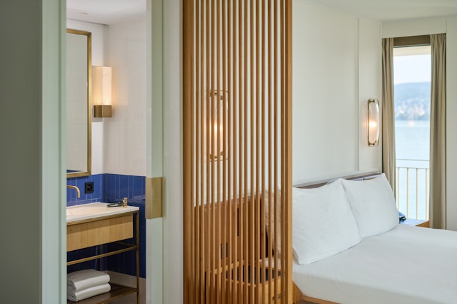 Panorama Junior Suite with Balcony - Bedroom