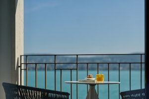 Lakeview Deluxe Studio with Balcony - Balcony