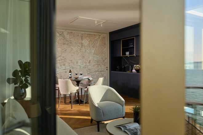 Penthouse One Bedroom Suite with Terrace - Living Area